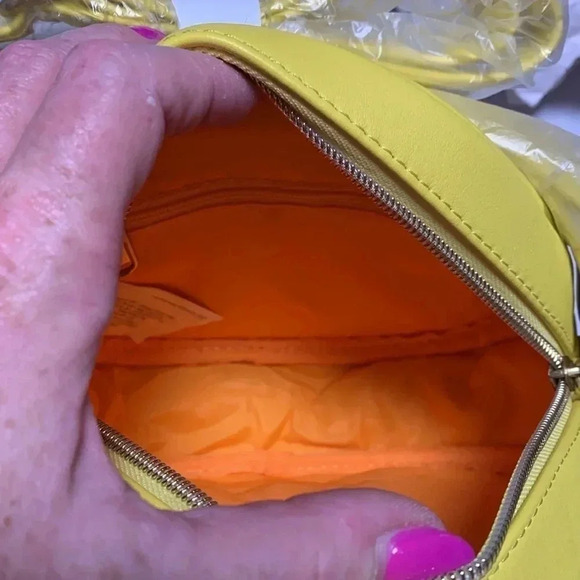 COPY - LOUNGEFLY STRAWBERRY SHORTCAKE ORANGE BLOSSOM Purse, Crossbody. NWT. - Picture 4 of 4